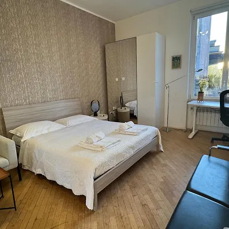 Apartment Penthouse 5 Minutes From Duomo Milan